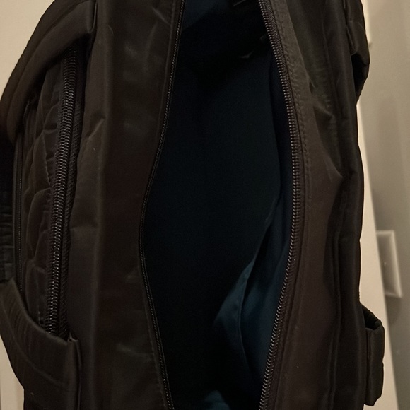 Diaper bag - Picture 3 of 6